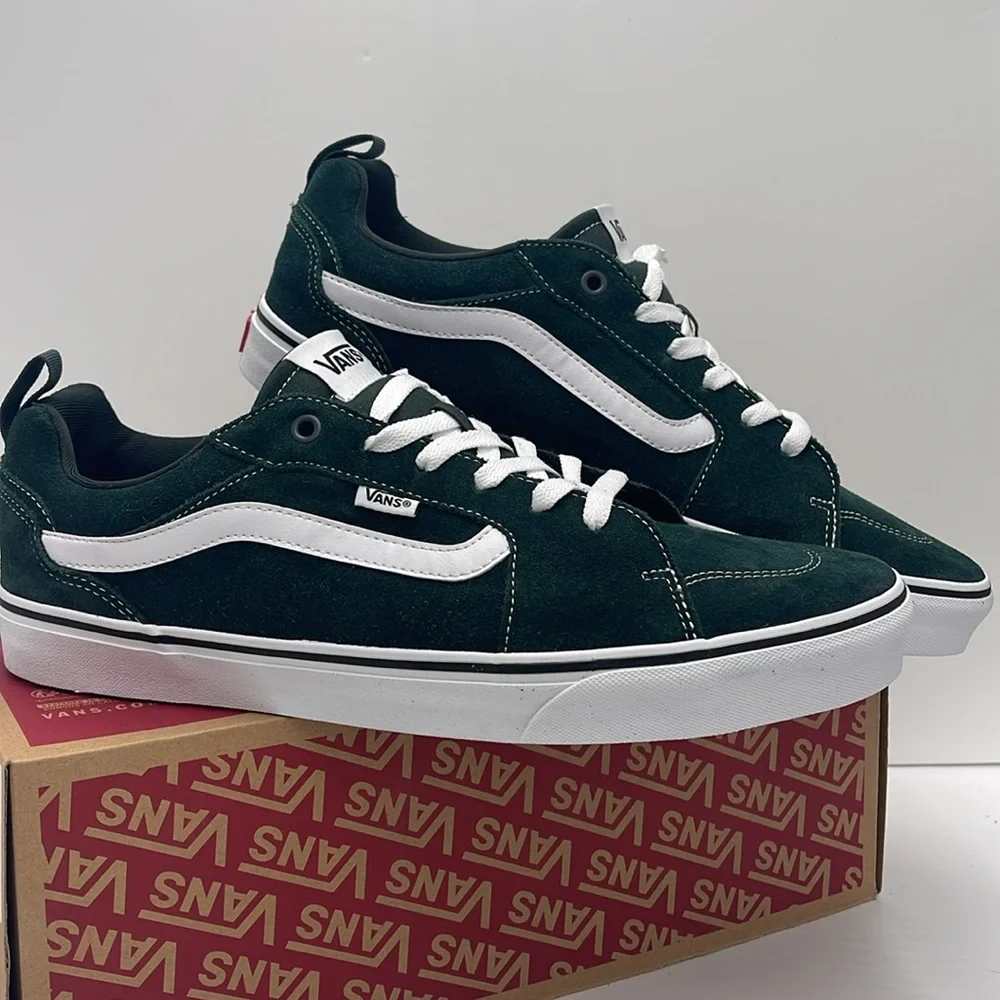 Vans Men’s Filmore Suede Scarab/White
VN000CSUDDF
Sneakerss - Picture 7 of 16